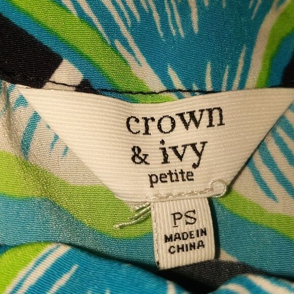Crown and Ivy printed dress
 Sz PS - Picture 5 of 5